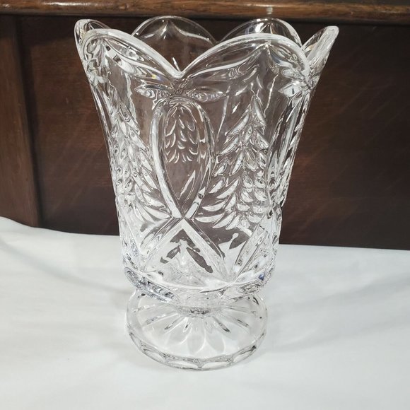Fifth Avenue Crystal 7.5" Christmas Footed Hurricane Candleholder Vase trees - Picture 3 of 10